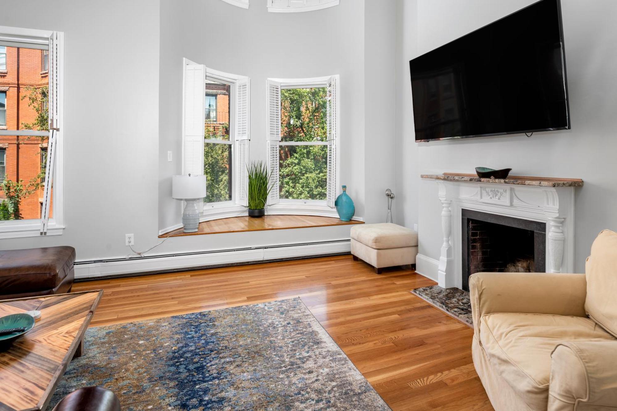Brownstone Townhouse In Fenway Apartment Бостън Екстериор снимка